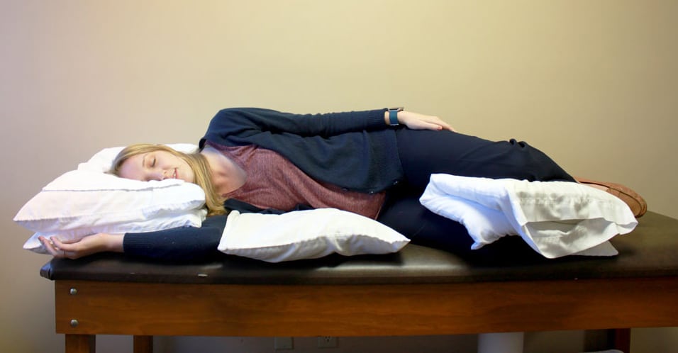 The Side-Sleeper's Dream: Spine, Pillows, and Posture Essentials